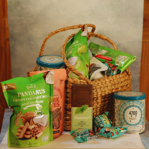 The Best Christmas Gift Snacks - Top 3 Indulgent Treats to Delight Your Loved Ones